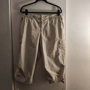 Caribbean Joe Women's Khaki Capris